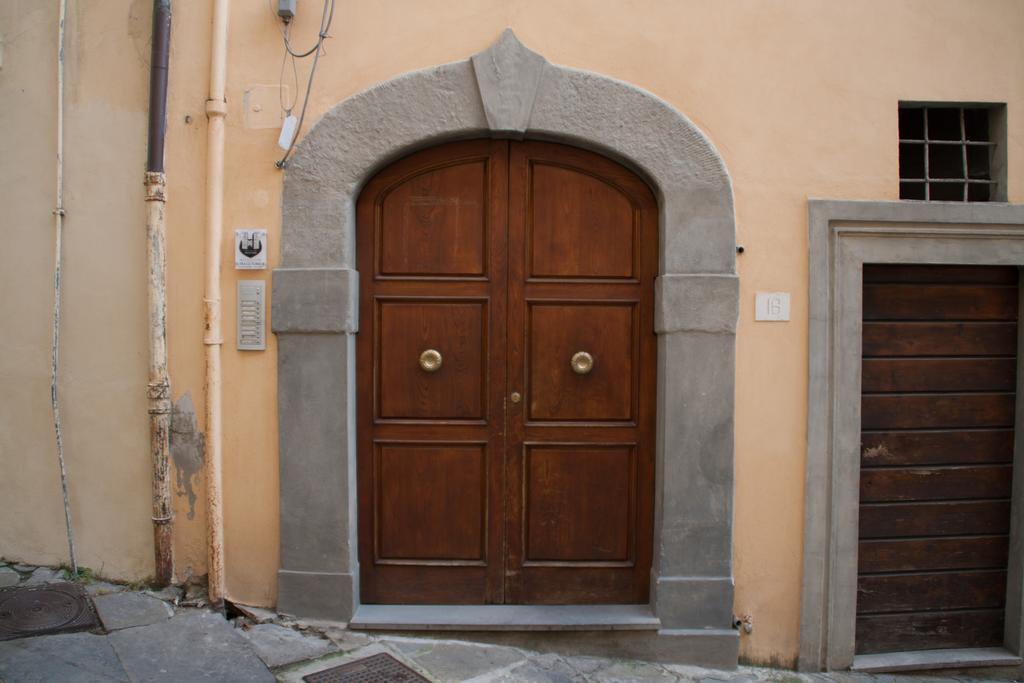 Residenza Fra Le Torri - Charme & Art Gallery Home Arezzo Dış mekan fotoğraf