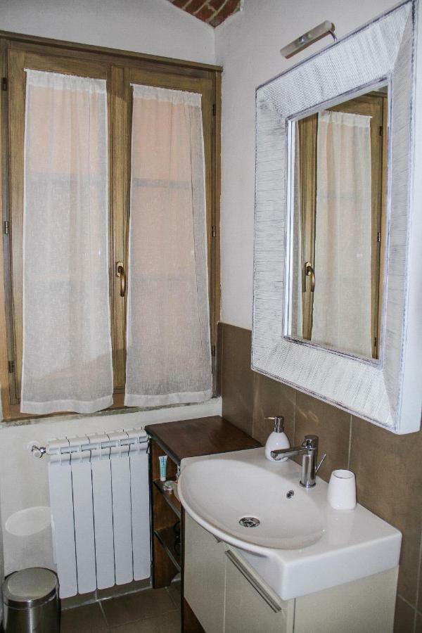 Residenza Fra Le Torri - Charme & Art Gallery Home Arezzo Dış mekan fotoğraf