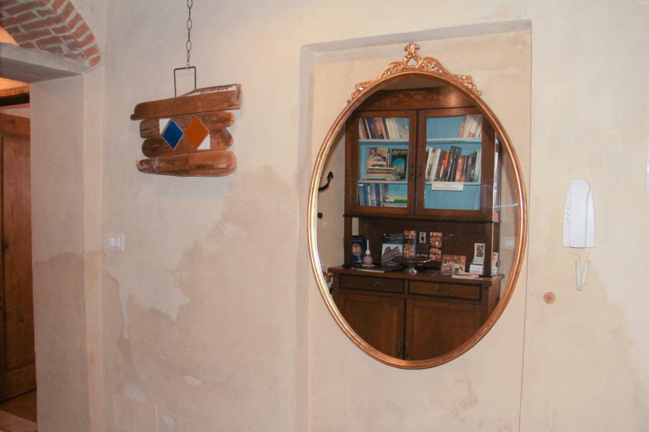 Residenza Fra Le Torri - Charme & Art Gallery Home Arezzo Dış mekan fotoğraf